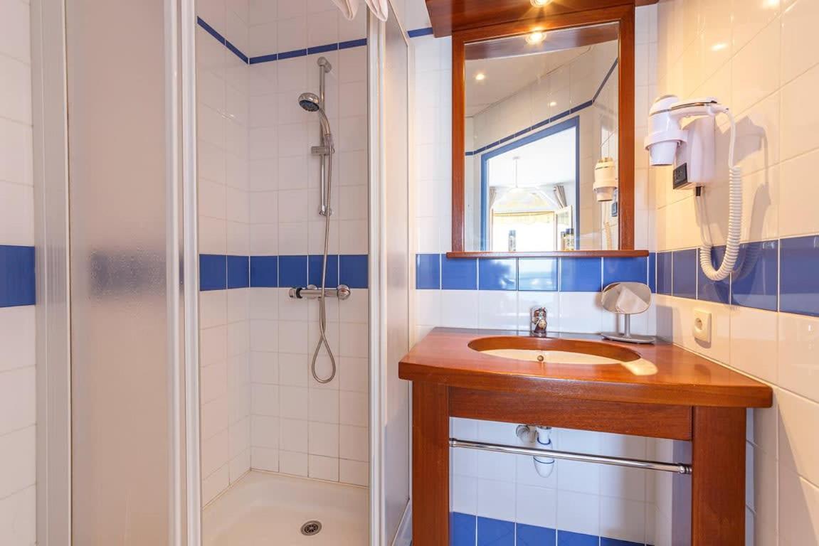 Les Pieds Dans L'Eau - Appartment 1 - Vue Mer Cancale Exterior photo